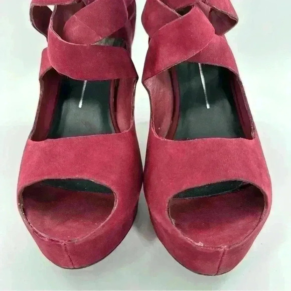 Dolce vita Jade ankle booties size 8 burgundy Nubuck leather  wedge platforms - Picture 3 of 12